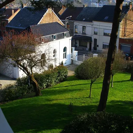 De La Conciergerie Du Cheval Blanc Ferienhaus *