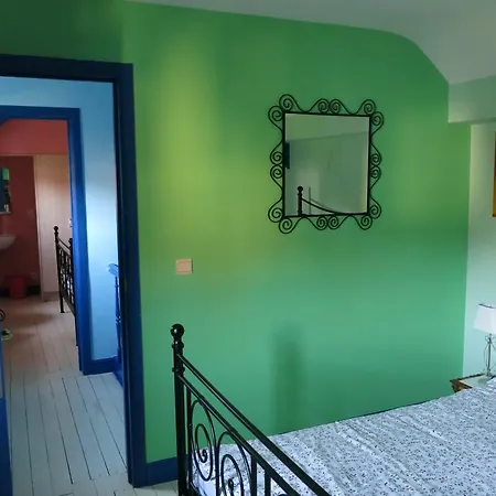 Ferienhaus De La Conciergerie Du Cheval Blanc