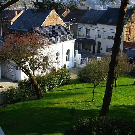 De La Conciergerie Du Cheval Blanc * Luttre