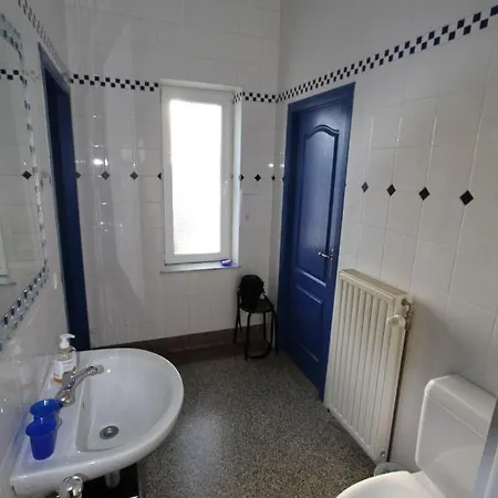 De La Conciergerie Du Cheval Blanc * Luttre